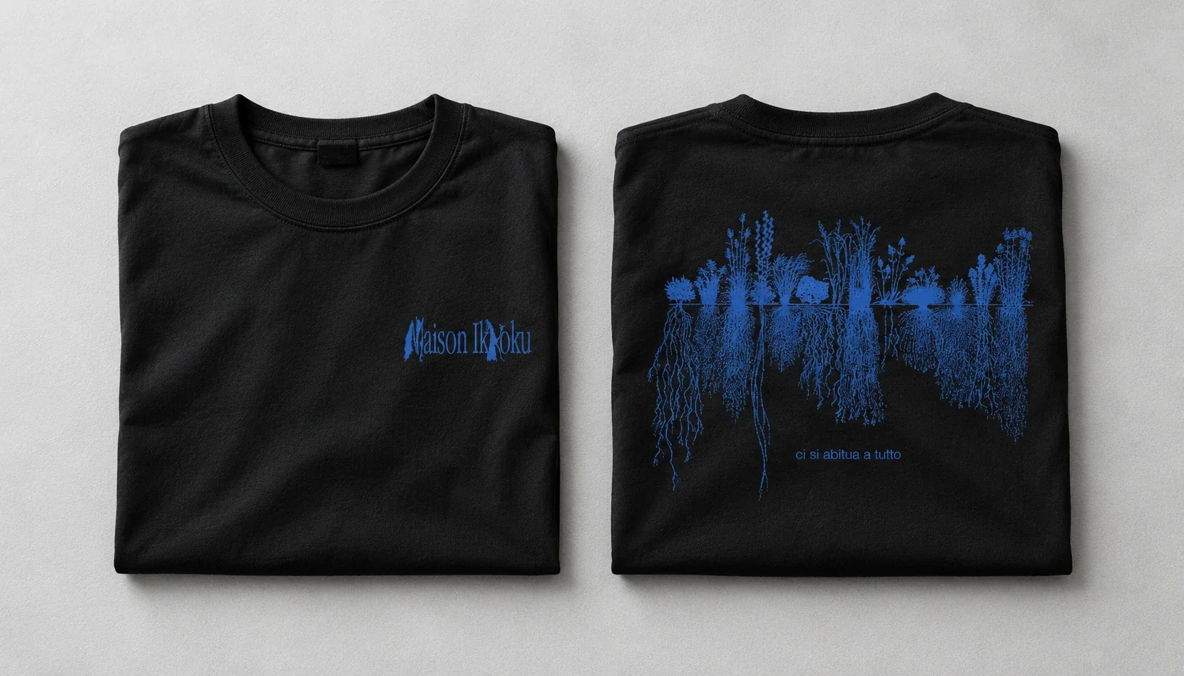 Mockup realistico delle magliette nere piegate